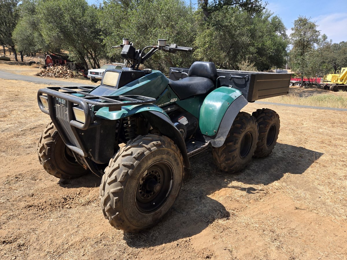 Polaris 6x6 ATV 425cc photo 2