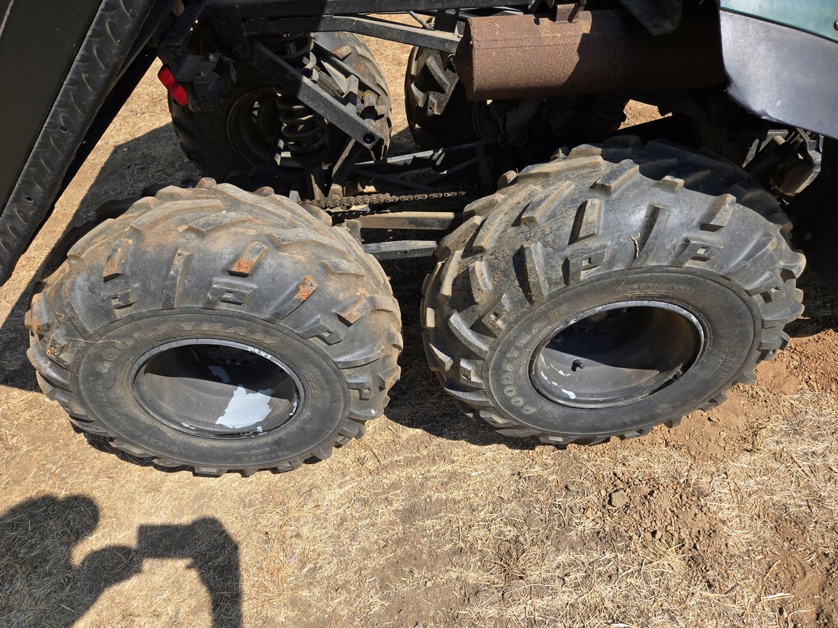 Polaris 6x6 ATV 425cc photo 6