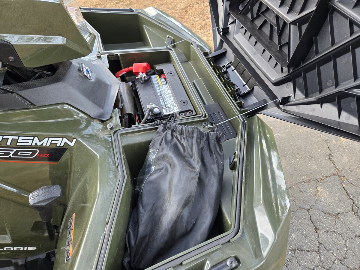 Polaris 4x4 ATV with Power Steering photo 9
