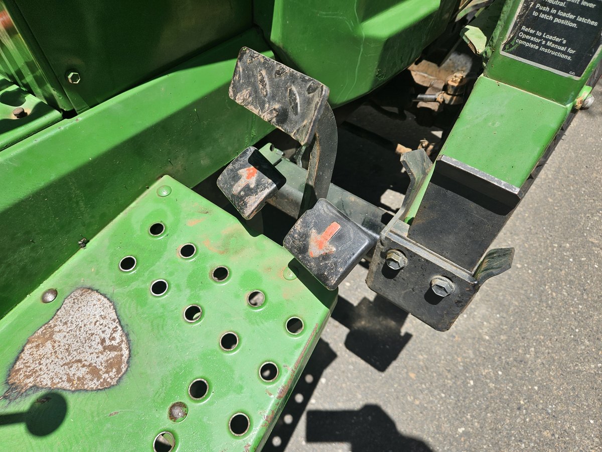 John Deere 855 4x4 Diesel photo 6