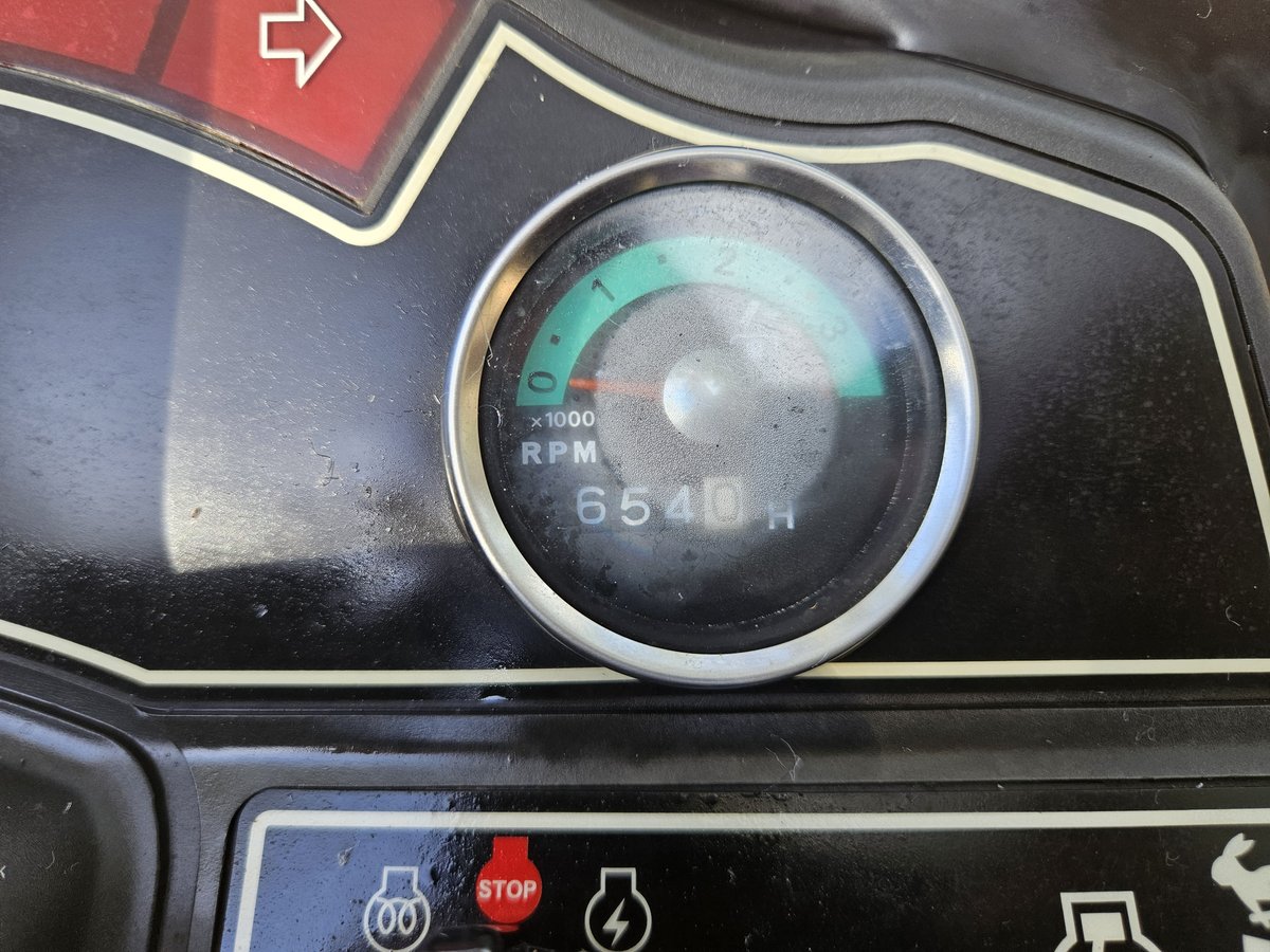 Massey Ferguson GC2300 photo 4