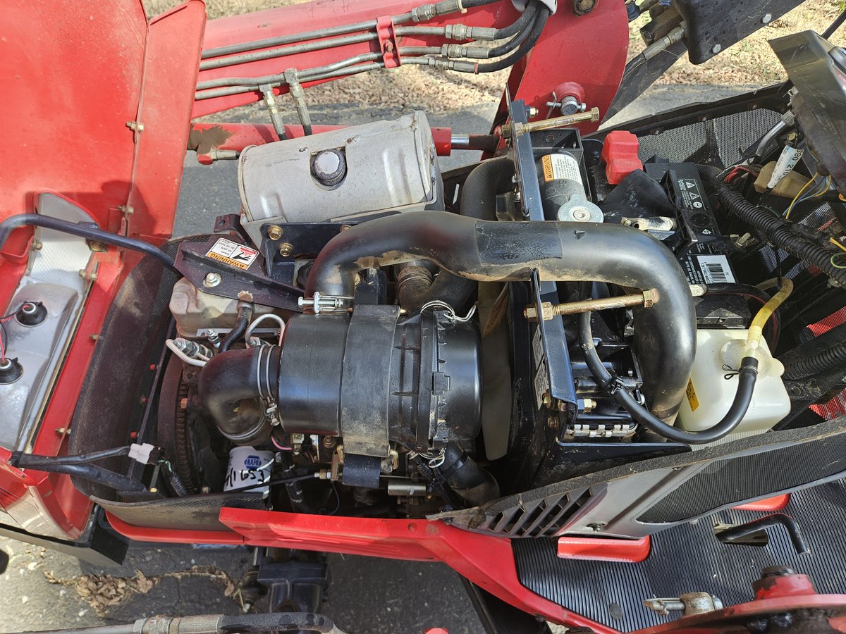 Massey Ferguson GC2300 photo 7