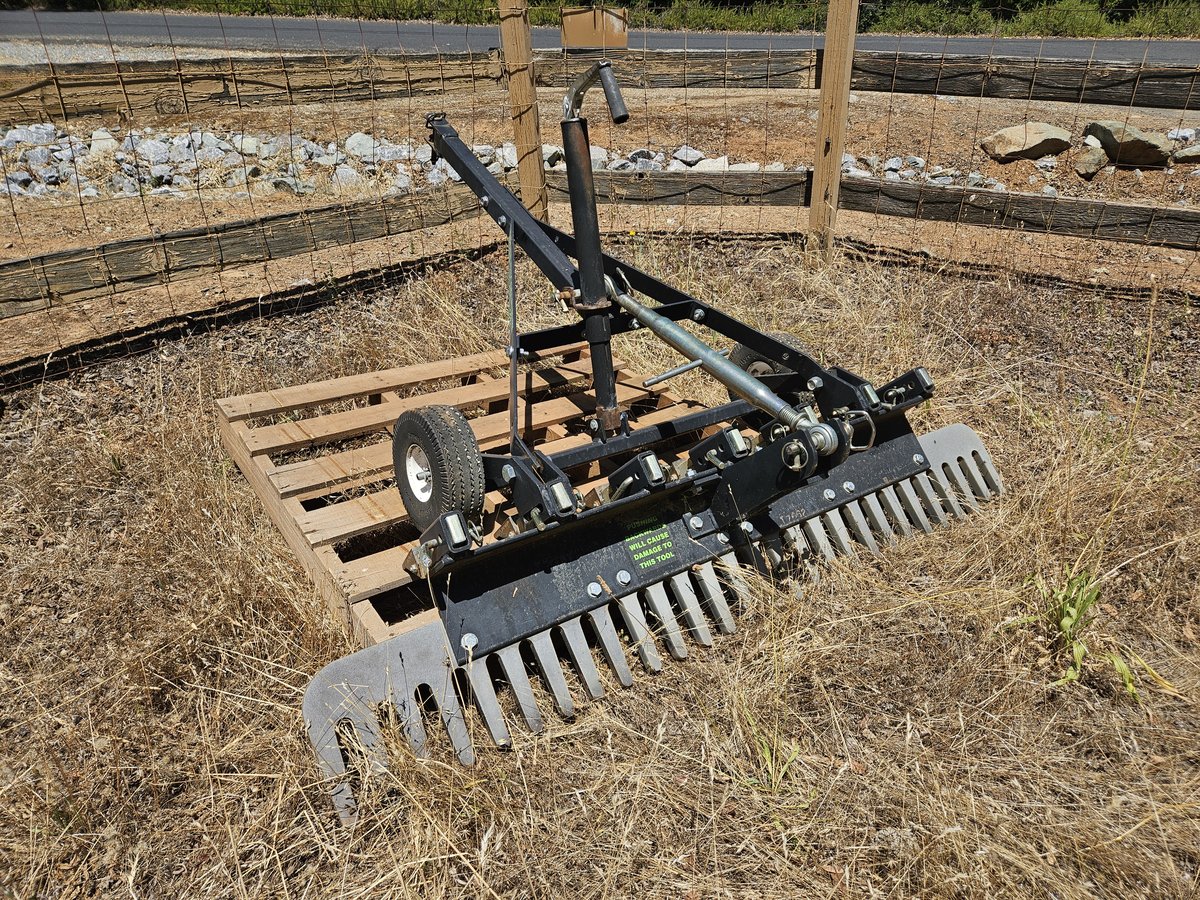 Arena Rascal Rake